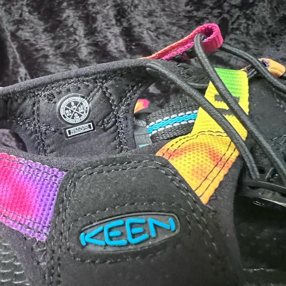 Keen sandals - Picture 2 of 4